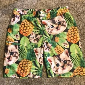 Men’s board shorts size XL